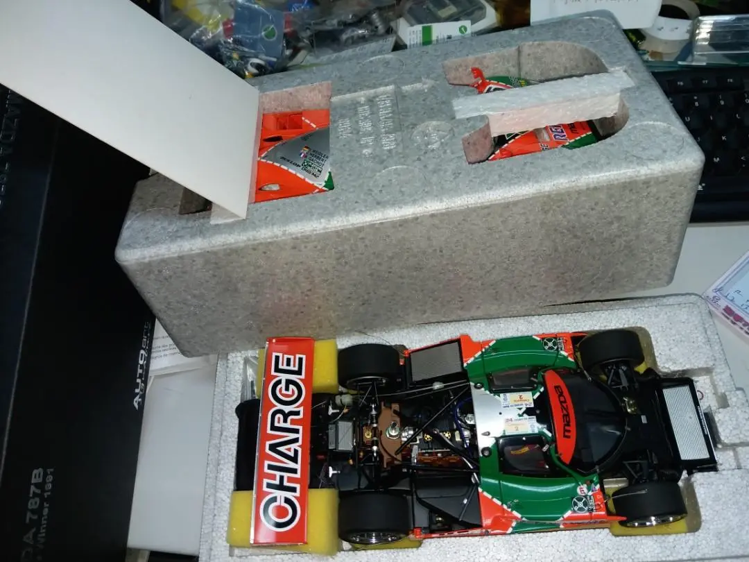 Autoart 1/18 Mazda 787B Signature Version Lemans Winner 1991 (89144) (Piu) 1