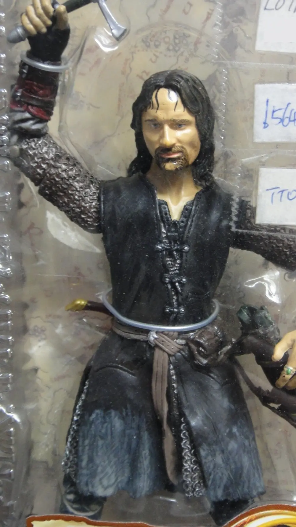 Toy Biz 魔戒二部曲 雙城奇謀 聖盔谷 亞拉岡 維高摩天臣 The Lord Of The Rings The Two Towers Helm's Deep Aragorn With Sword-Slashing Action Viggo Mortensen (Lotr-81396) B5640266 2