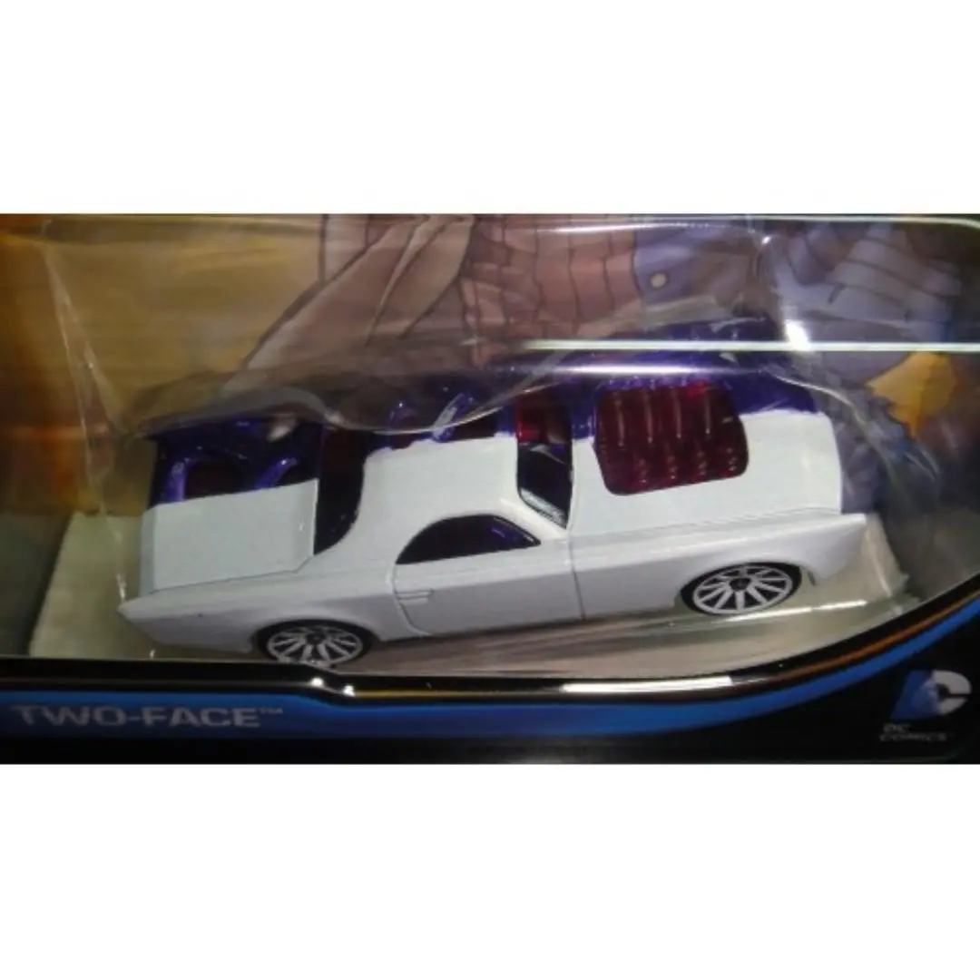 Mattel 28782 風火輪 蝙蝠俠 雙面人 Hot Wheels Dc Comics Dmm21 Batman Two-Face (Piu/Kw269e-18) L 2