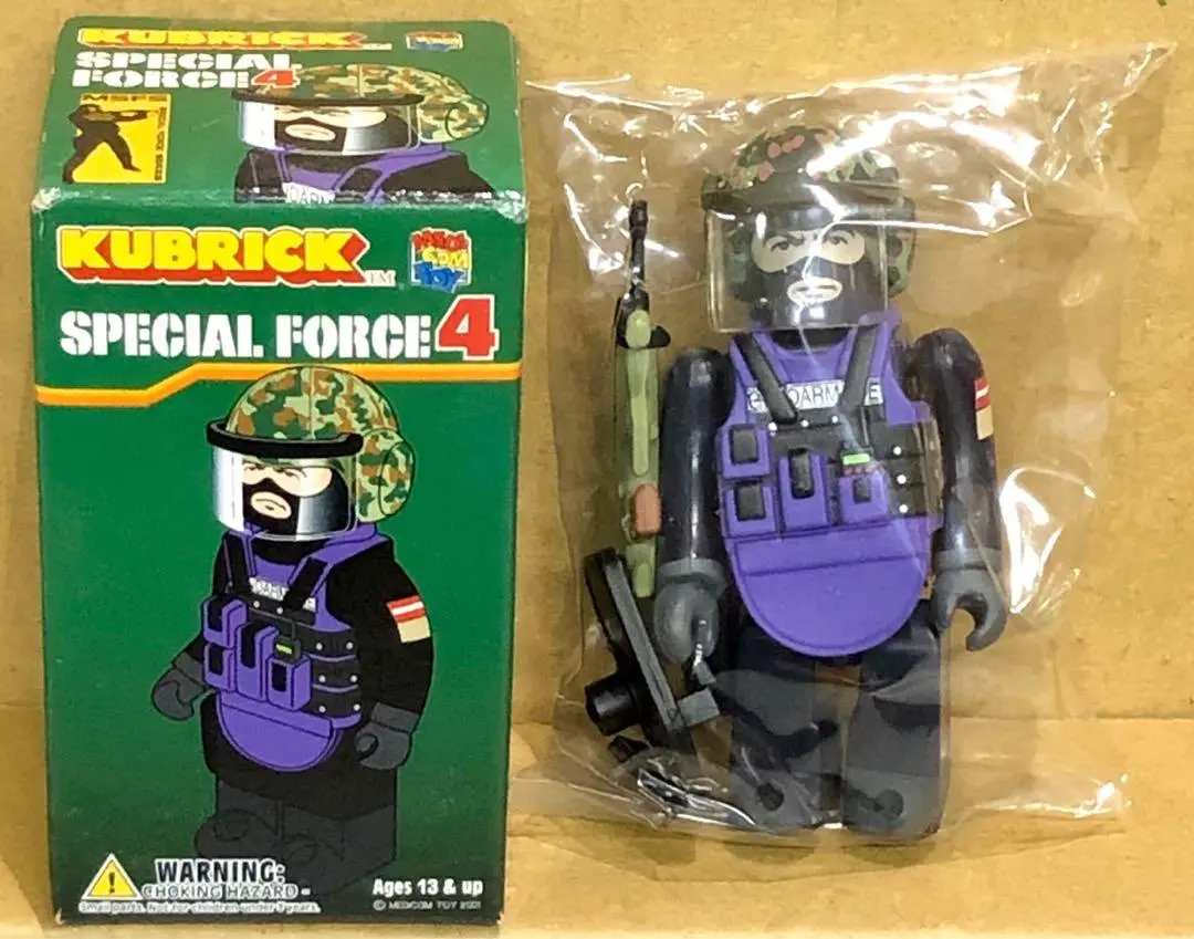 Medicom 100% Kubrick Special Force 4 Msfs Cobra (Spk-17051C) 1