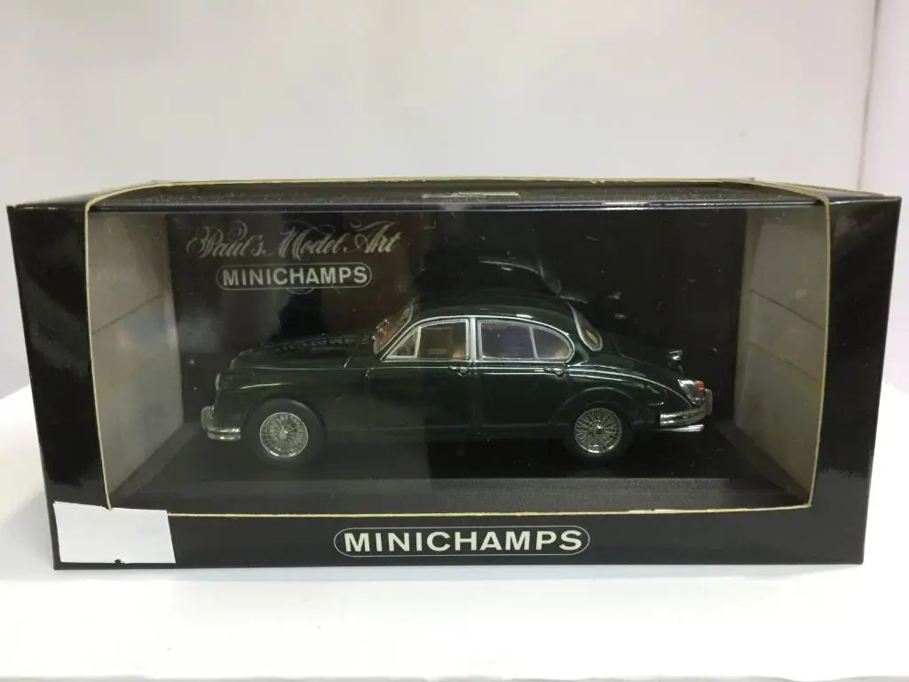 Minichamps 1/43 Jaguar Mk Ii Saloon 1959-67 Green (430 130600) (01744) (Buy) 1