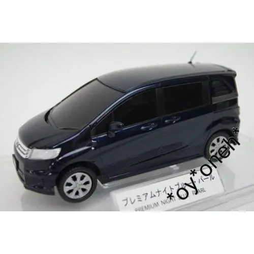 Honda Spike Freed Model Car 1/24 Premium Night Blue Pearl Color Sample (Piu200) 1