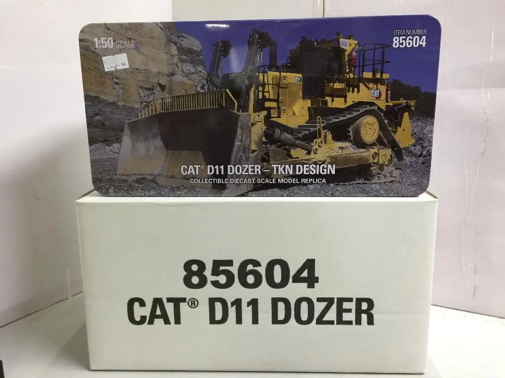 Diecast Masters 1/50 Cat® D11 Dozer Tkn Design (85604) (49604) (C1128-46) 1