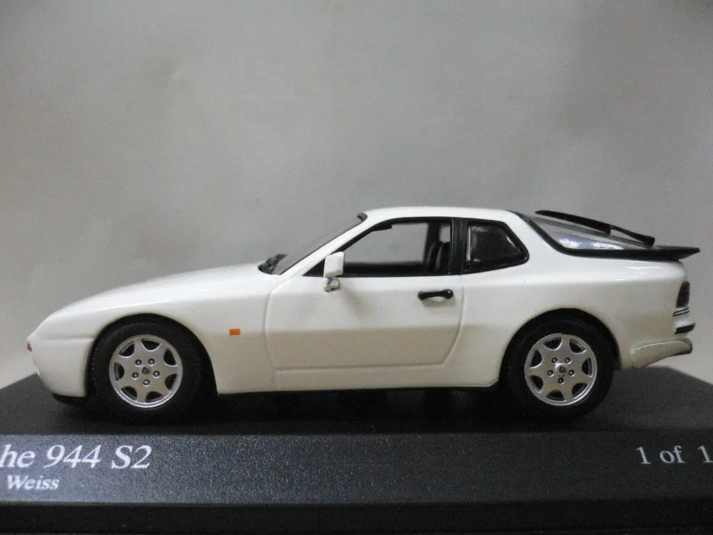 Minichamps 1/43 Porsche 944 S2 1989 White (400 062222) (07626) (Piu110) 2