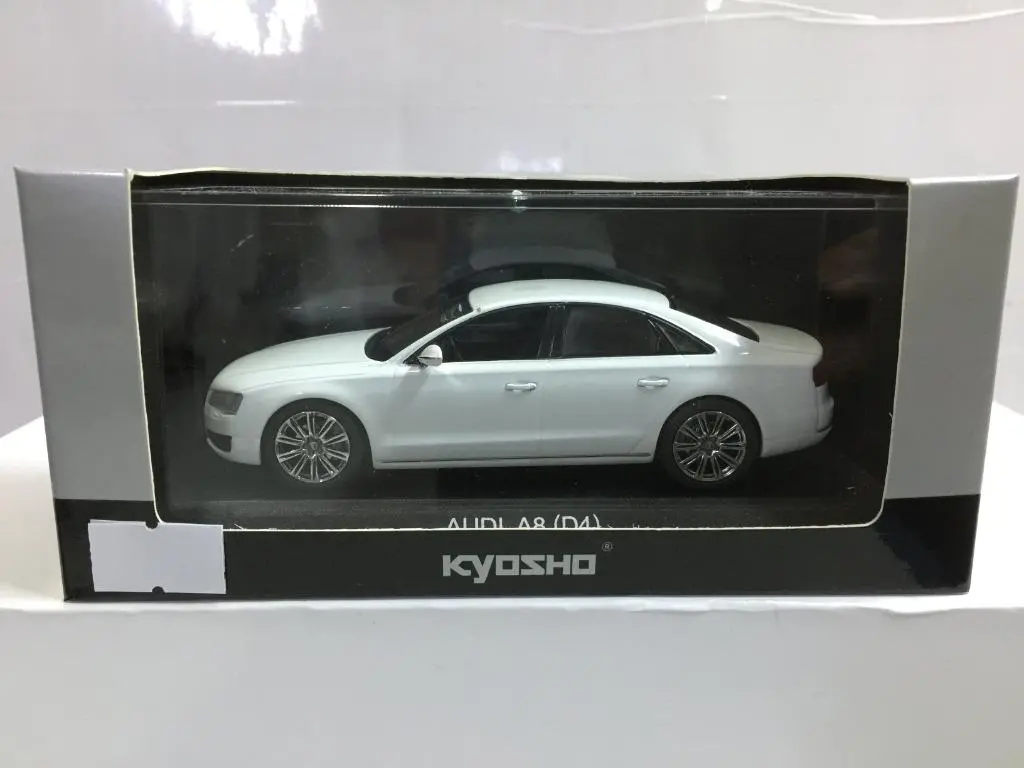 Kyosho 1/43 Audi A8 D4 White (03811W) (16431) (Pa80) 1
