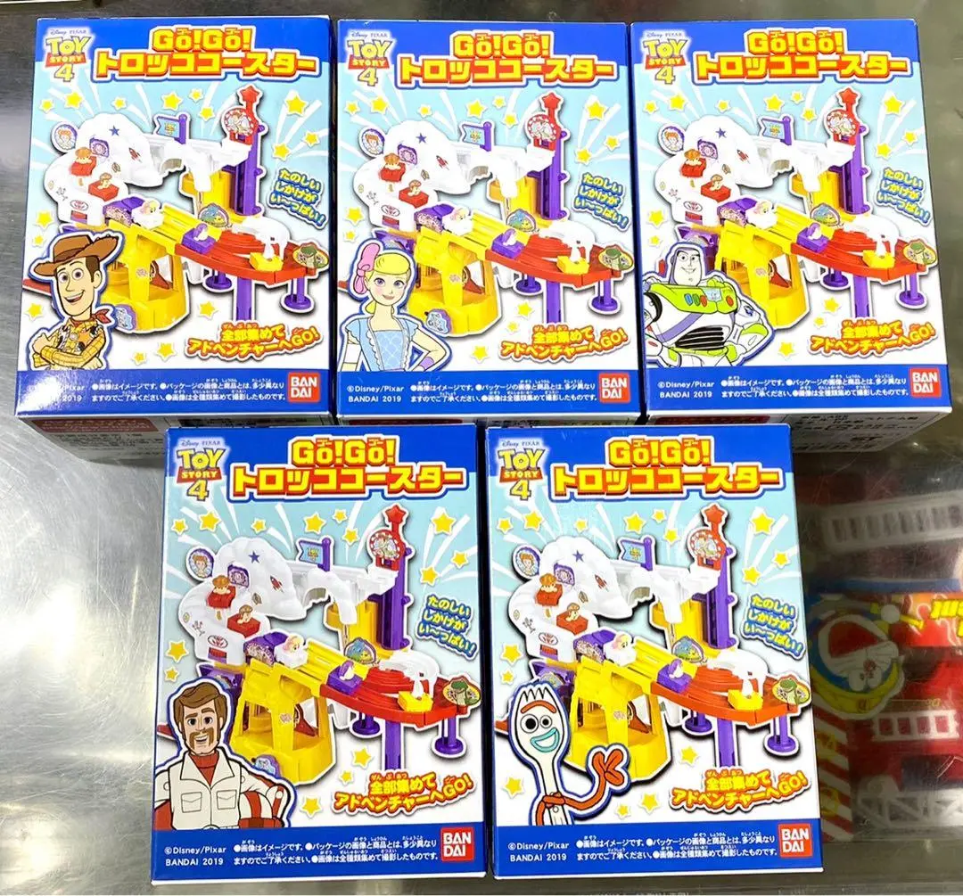 C1056-349存 Bandai Disney Pixar Toy Story 4 Go Go Dolly Coaster 過山車 Set Of 5 1