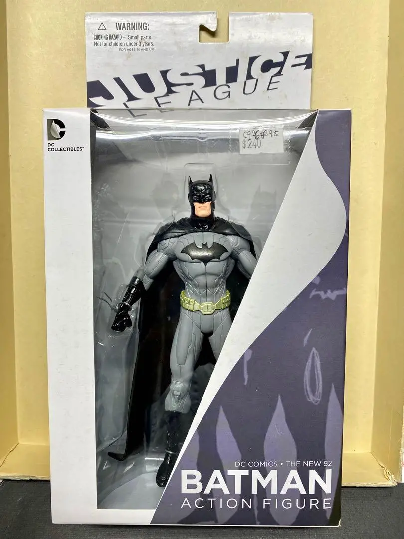 C926-295 Dc Comics Justice League The New 52 Batman Action Figure 1