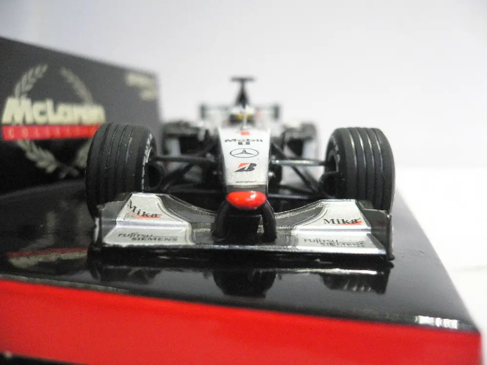 Minichamps 1/43 Mclaren Mercedes Mp4/15 M.Hakkinen #1 (530 004301) (03316) (Piu36) 2
