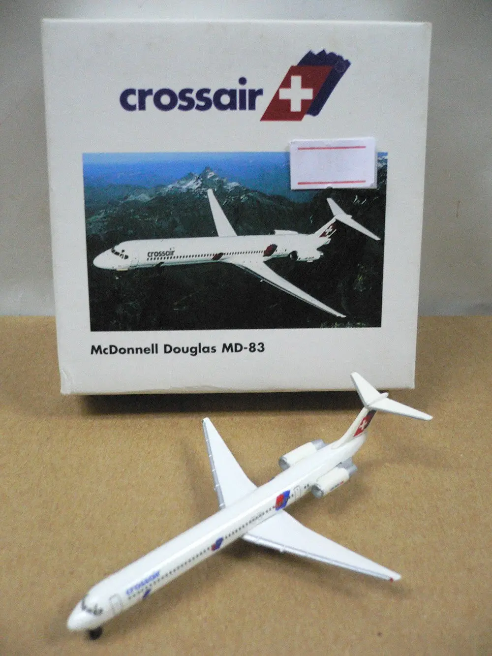Herpa Wings 1/500 Crossair Mcdonnell Douglas Md-83 Hb-Inv (507622) 1