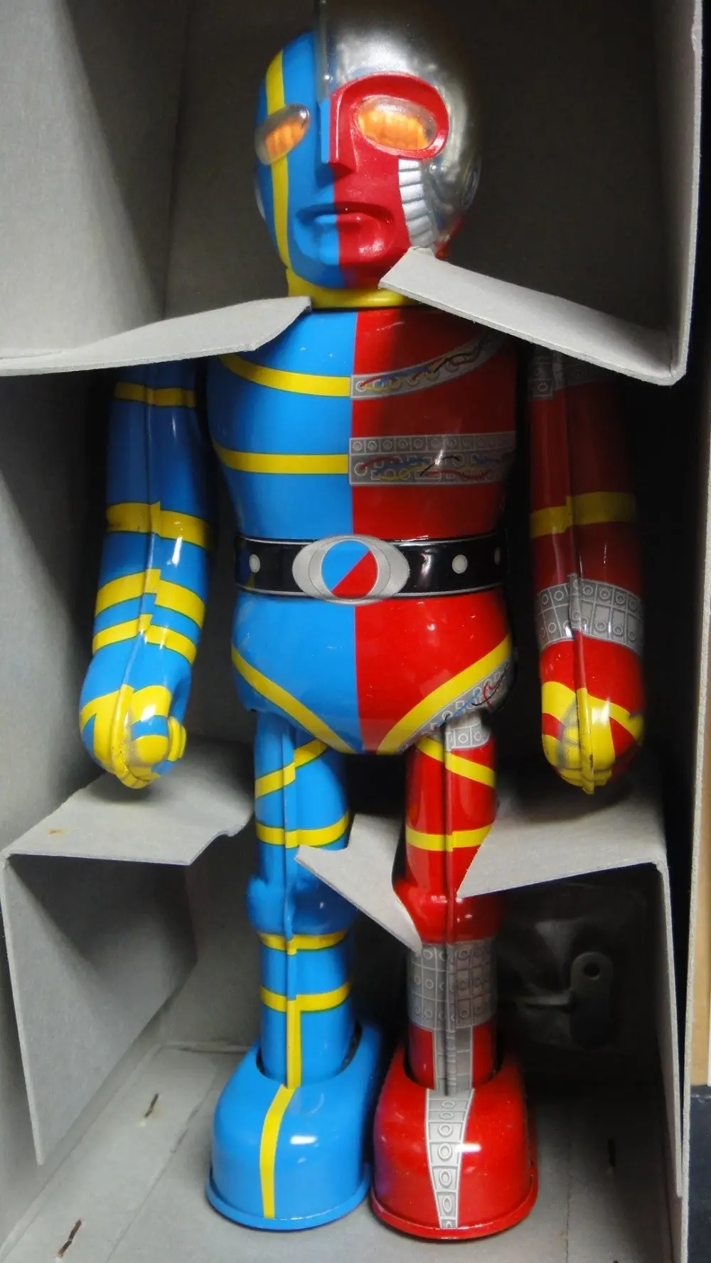 比利肯 石之森章太郎 人造人間電腦奇俠 上鍊鐵皮公仔 Billiken Shokai Ishinomori Shotaro Mechanical Violator Kikaider Wind-Up Tin Toy (Piu-380) 1131770636 2