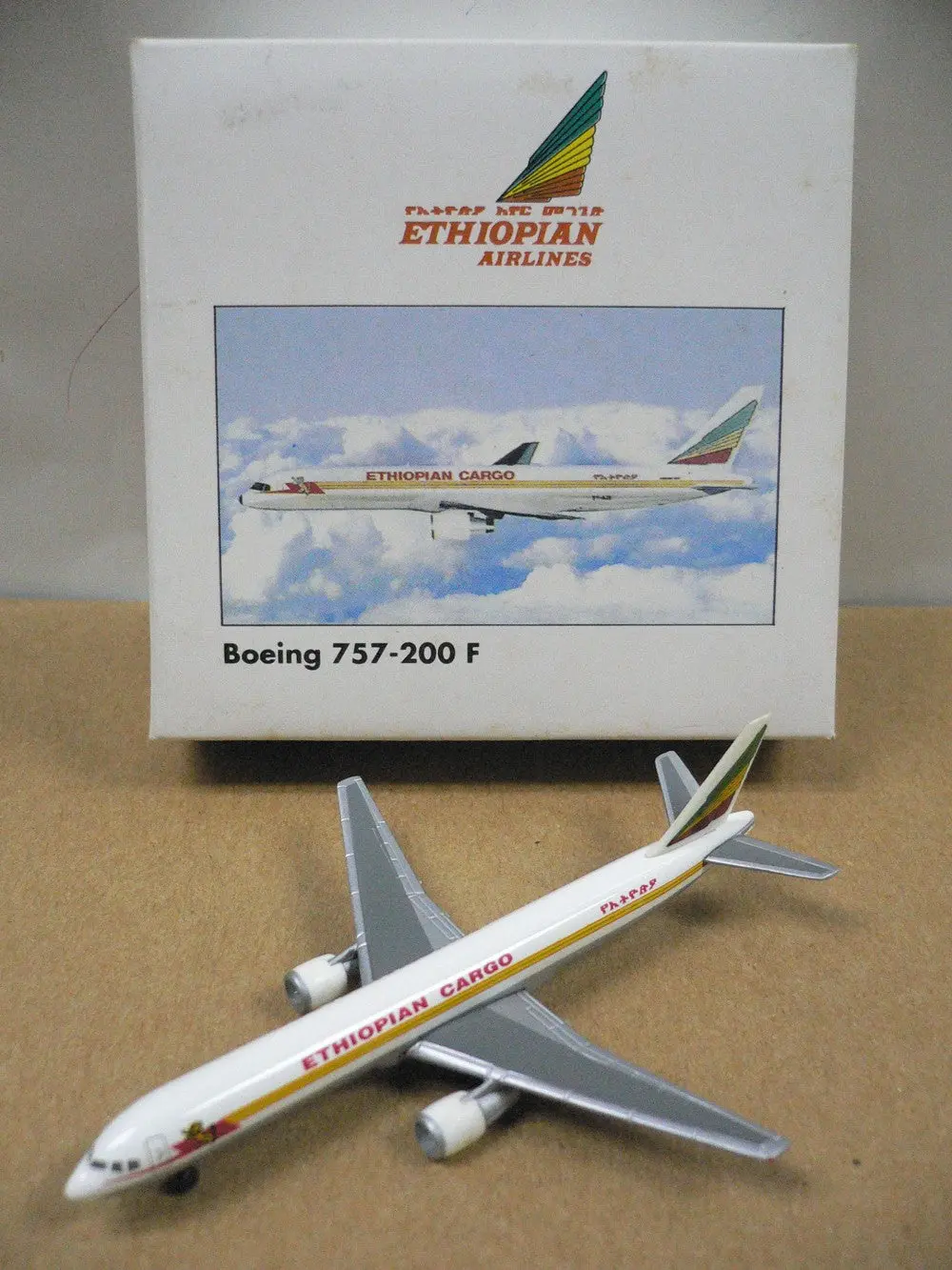 Herpa Wings 1/500 Ethiopian Airlines Cargo Boeing 757-200F (503600) 1