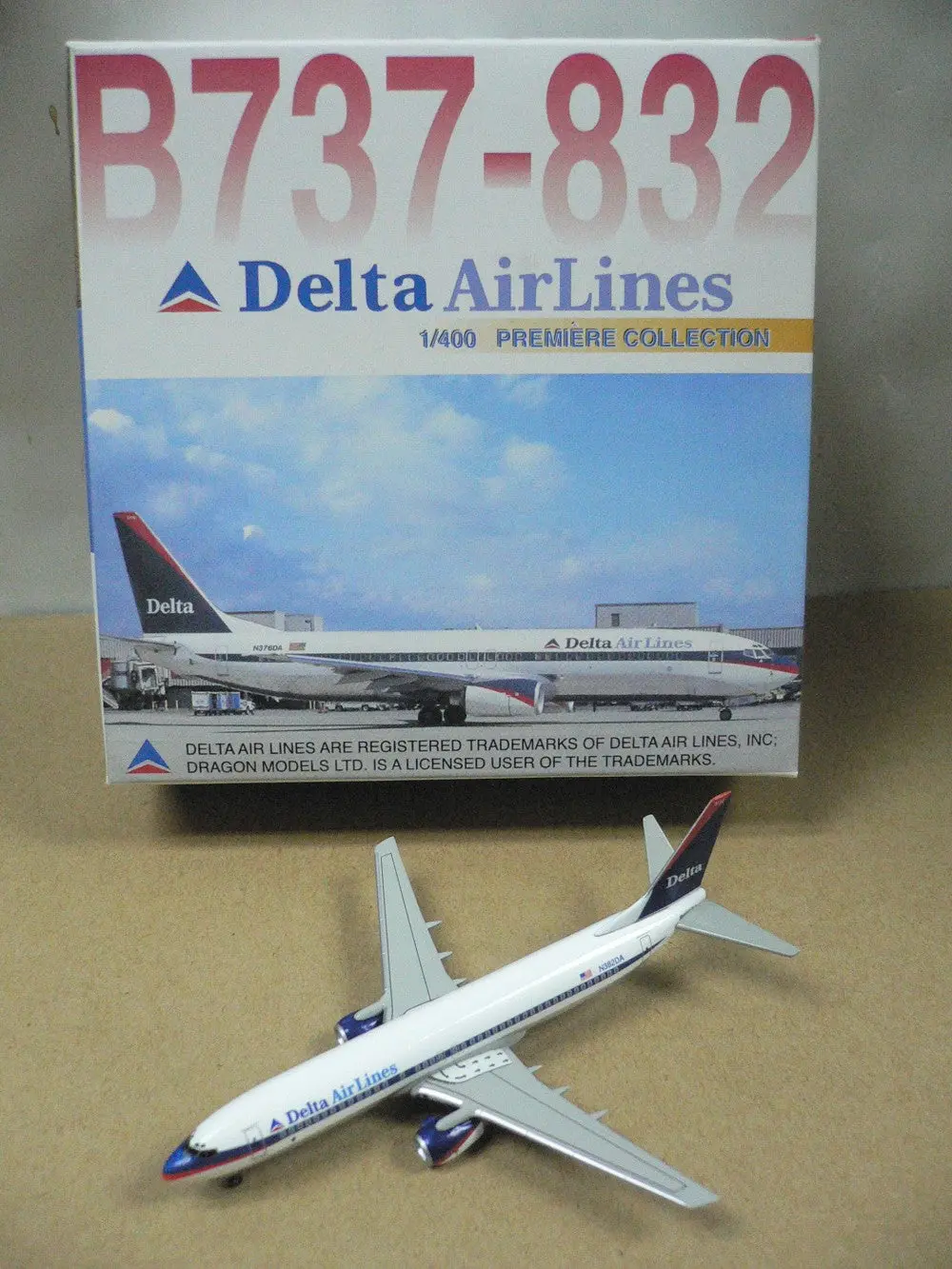 Dragon Wings 1/400 Delta Airlines B737-832 N382da (55235) (Buy) 1