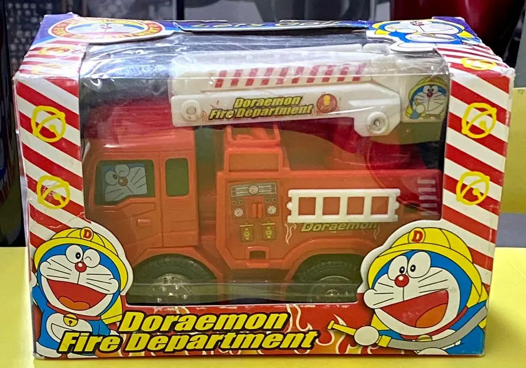 Sun Hing 多啦a夢 Doraemon Fire Department 消防車 Da32499a Fire Engine (Piu-5倉） 1