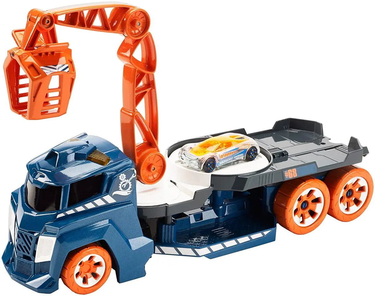 Hot Wheels Spinning Sound Crane Vehicle Playset 1