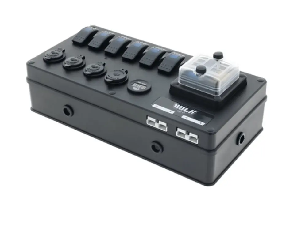 Hulk 4X4 6 Way 12/24V Control Box 1