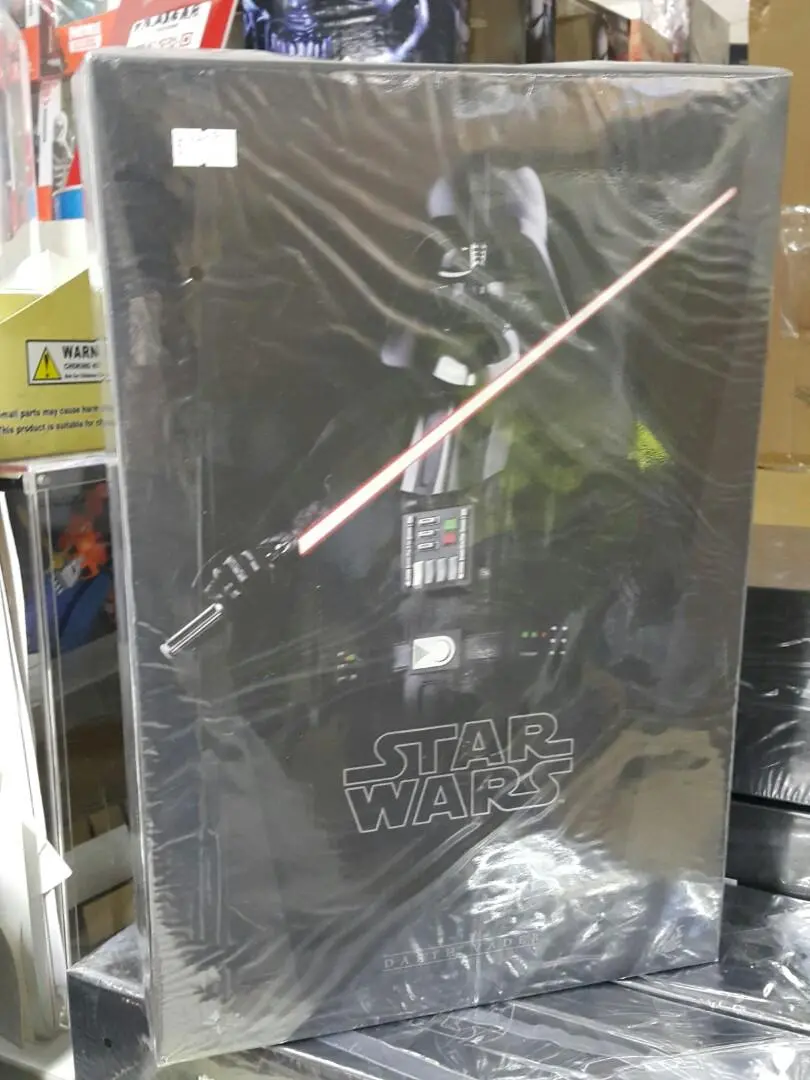 Hot Toys 17638 電影傑作系列 星球大戰 新的希望 - 黑武士 達斯·維達 安納金·天行者 人偶  (C1182#119) L 1