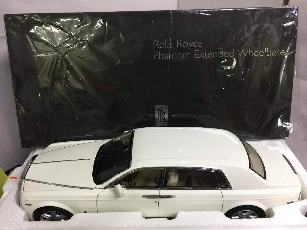Kyosho 1/18 Rolls-Royce Phantom Extended Wheelbase English White (08841Ew) (20139) (Buy) 1