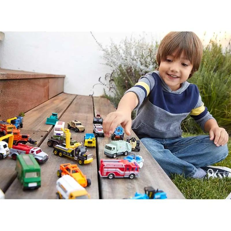 Matchbox 1:64 Scale 1 Collectible Car (Styles May Vary Again) 1