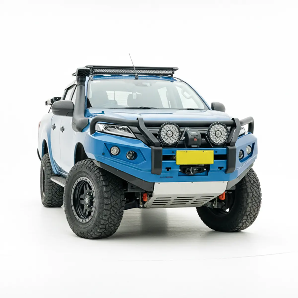 Mr Triton Bullbar Rockarmor Gt | Adr Approved | Suits 2019 - 2024 1