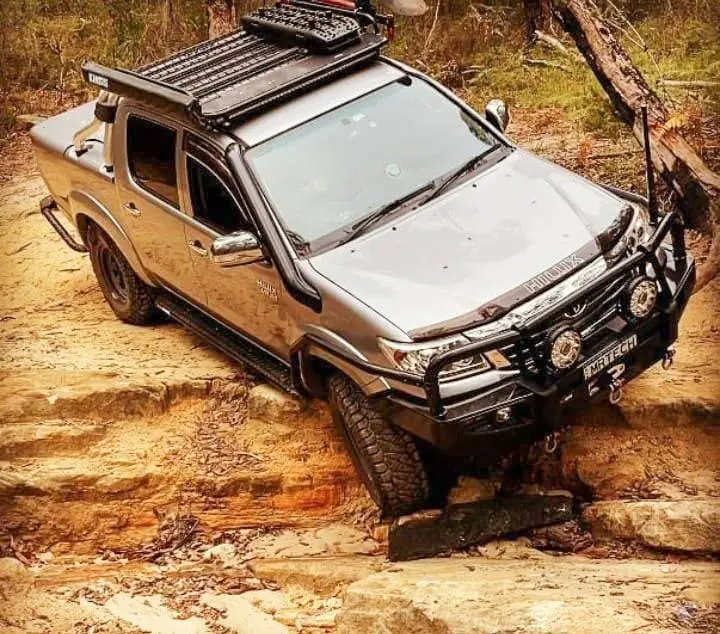 Hilux Rock Sliders Suits N70 05-15 Adr Approved Rockarmor 1