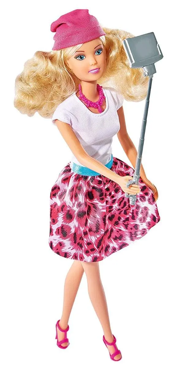 Simba Steffi Love Selfie Doll 1