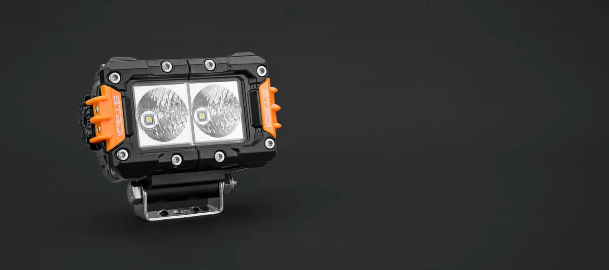 St3301 Pro 4.6" 2 Led Work Light 1