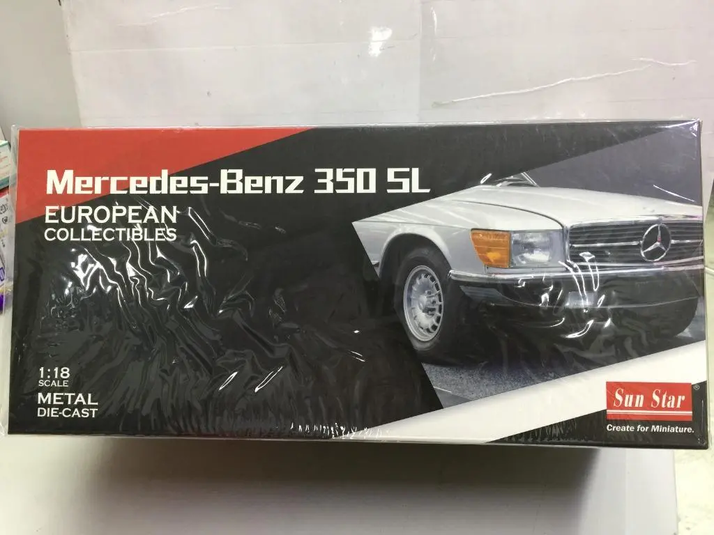 Sun Star 1/18 1977 Mercedes-Benz 350Sl Hard Top Ivory (04667) (C1128-13) 1