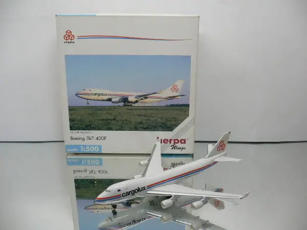 Herpa Wings 1/500 Cargolux Boeing 747-400F (511681) 1
