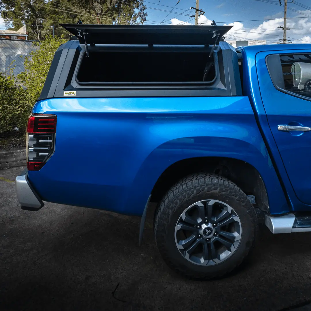 Triton Canopy Suits Mq & Mr Triton Rear Tub 1