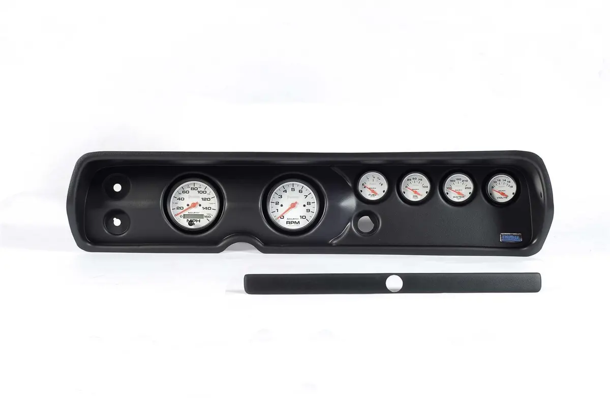 Classic Thunder Road 103640411 Gauge Cluster With Autometer Integration 1